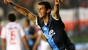 Valentín Viola já assinou contrato em Buenos Aires