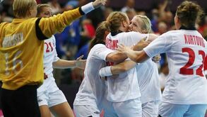 Noruega vence Dinamarca e garante apuramento