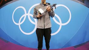 Histórico Phelps despede-se com ouro