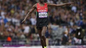 Kemboi reconquista ouro nos 3 mil metros obstáculos