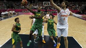 Brasil atira Espanha para o 3.º lugar