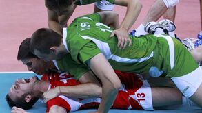Bulgária e Rússia seguem em frente