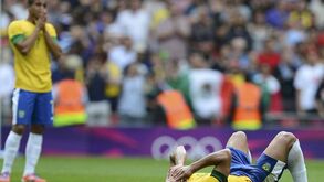 México surpreende Brasil e fica com o ouro