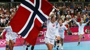 Norueguesas batem montenegrinas e revalidam ouro 