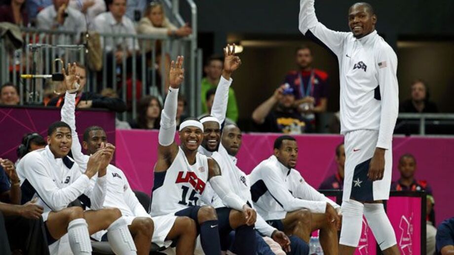 Estados Unidos atropelam Nigéria em jogo histórico
