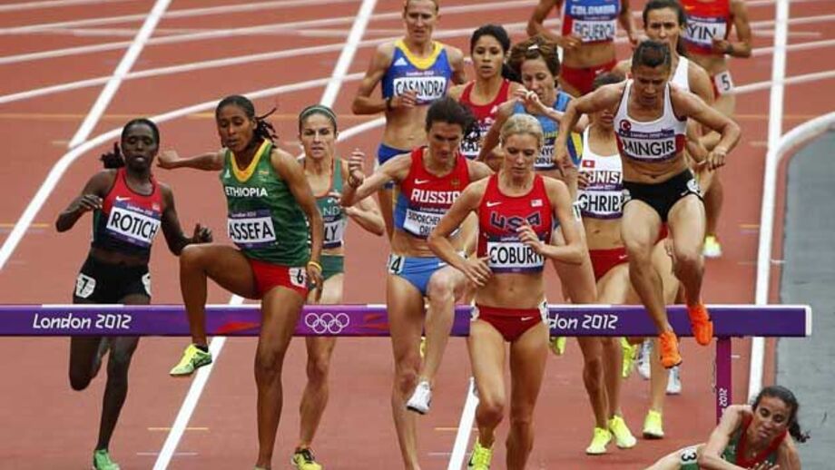 Clarisse Cruz na final dos 3.000 metros obstáculos