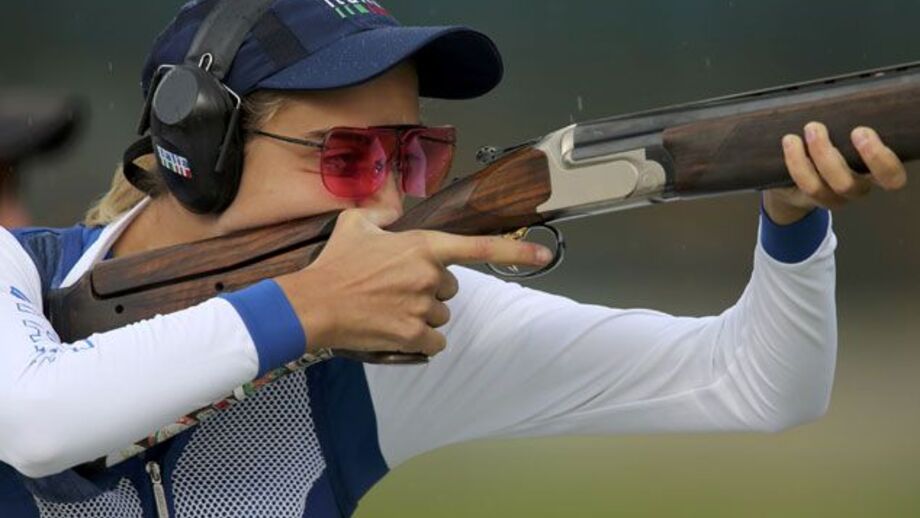 Jessica Rossi conquista ouro no fosso com recorde mundial 