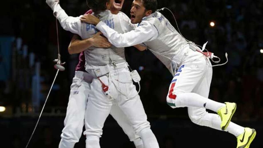 Itália conquista ouro em florete por equipas