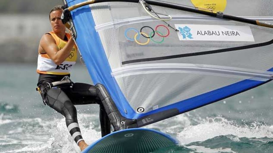Marina Alabau (RS:X) dá primeiro ouro à Espanha