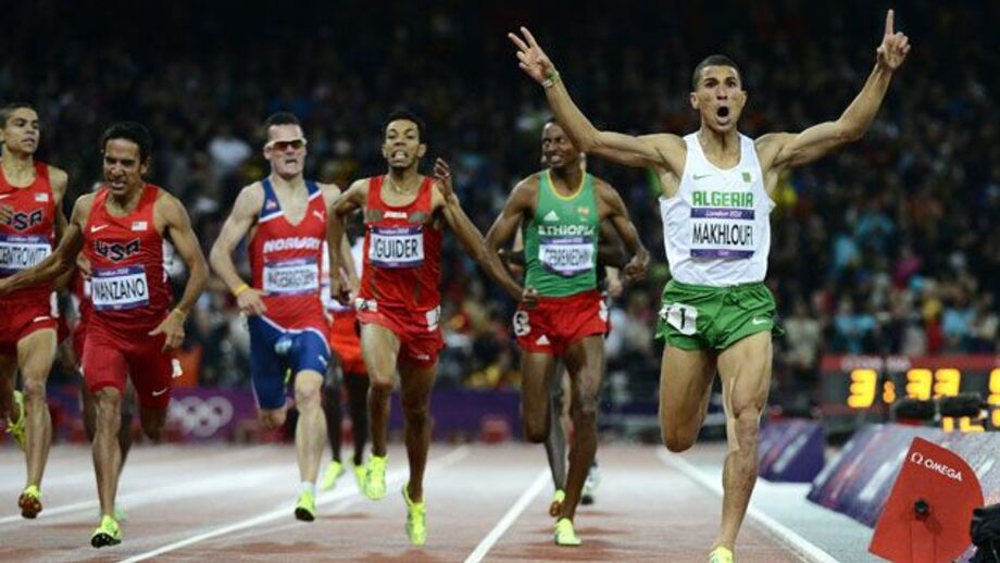 Argelino Makhloufi conquista ouro nos 1.500 metros