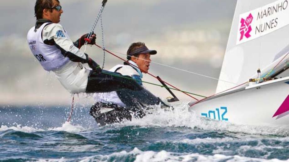 "Medal race" de 470 adiada para sexta-feira