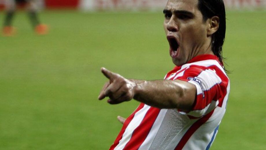 Torres é obstáculo ao voo de Falcão