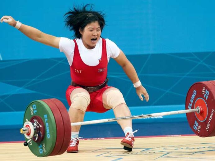 Rim Jong-sim vence ouro nos -69kg