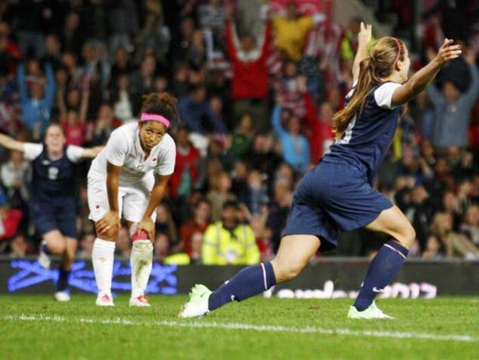 Estados Unidos afastam Canadá em jogo louco