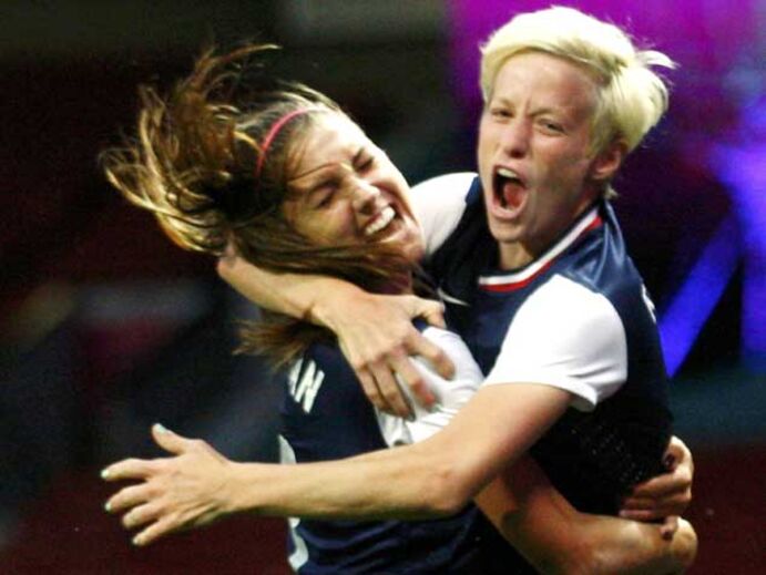 Estados Unidos afastam Canadá em jogo louco