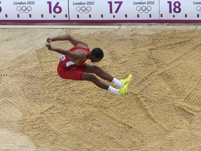 Christian Taylor sucede a Nélson Évora