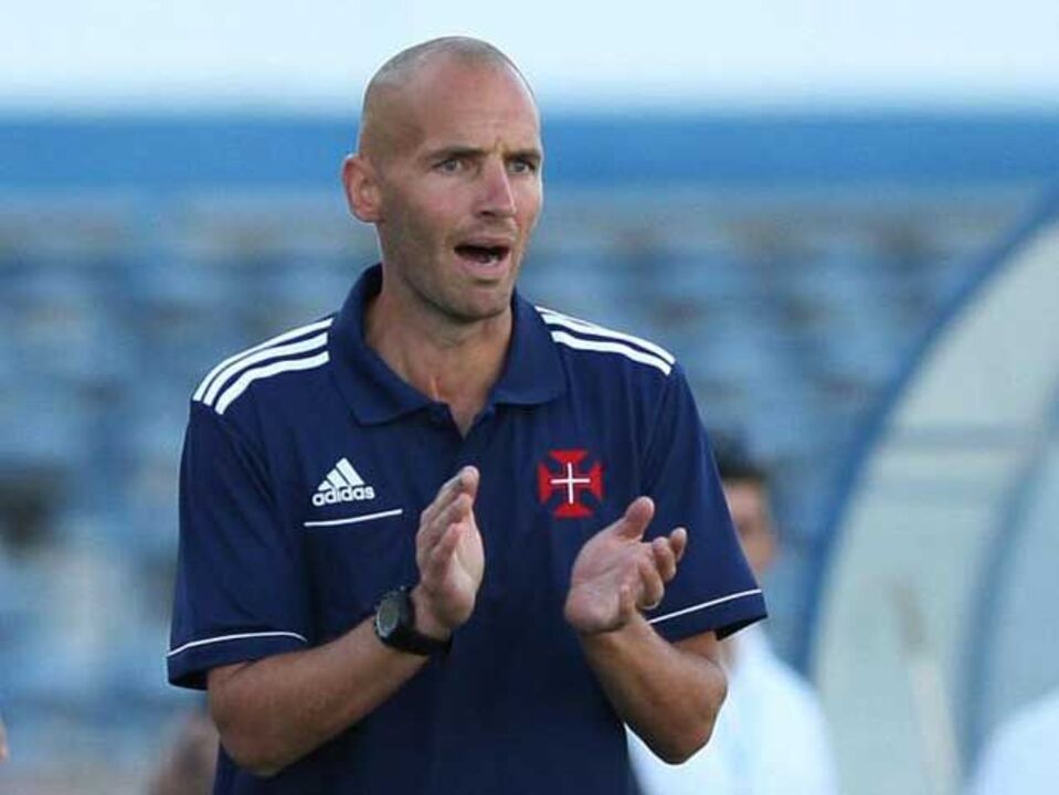 Belenenses-Naval, 1-0: João Meira vale triunfo