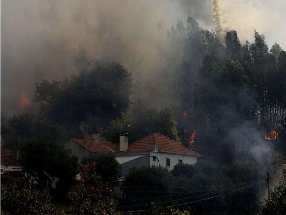 Proteção Civil vai pedir apoio devido aos incêndios