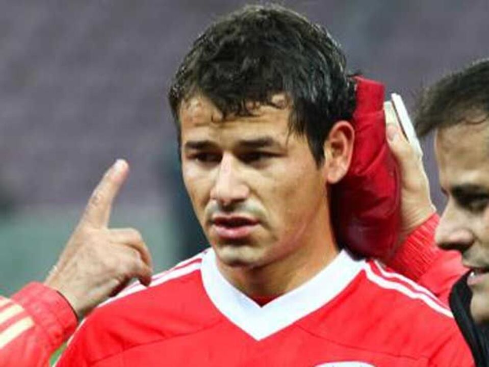 Benfiquista Mora destaca-se em jogo explosivo