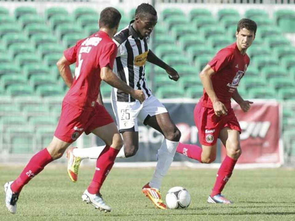 Portimonense-Santa Clara, 0-0: Guardião algarvio mantém nulo