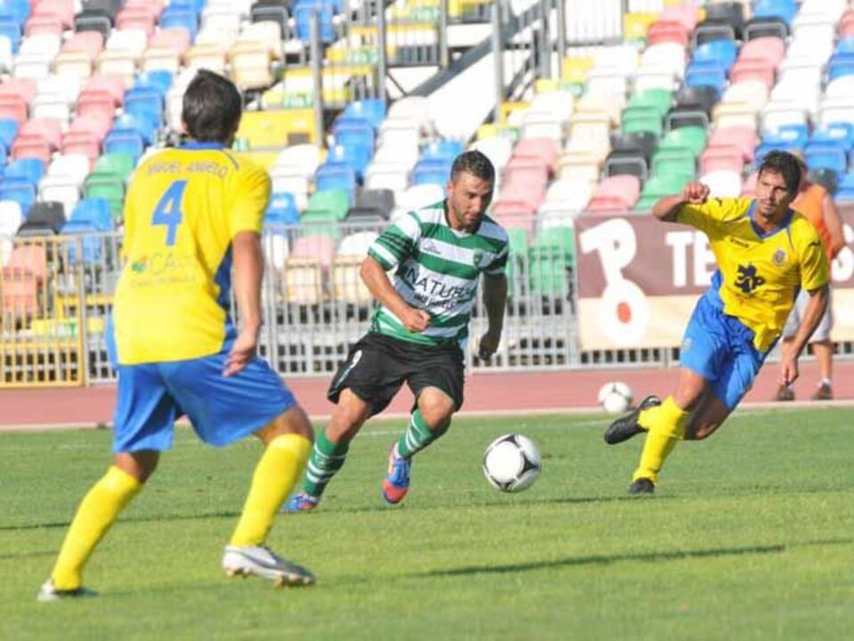 Sp. Covilhã-Arouca, 1-1: Golos no espaço de dois minutos