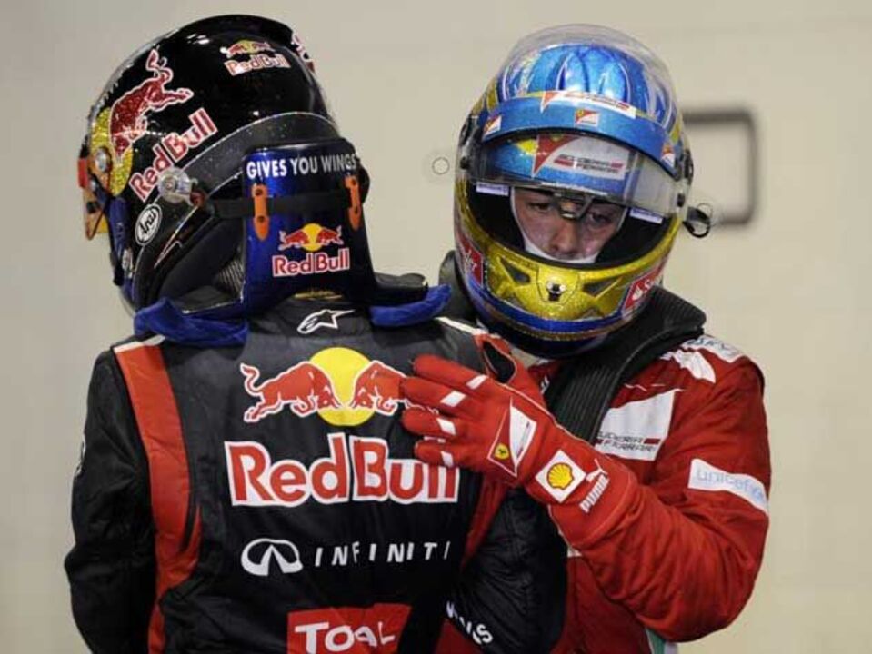 F1: Fernando Alonso lidera corrida pelo título