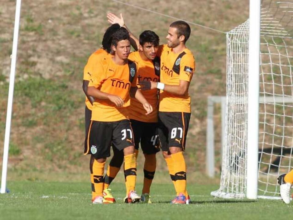 Freamunde-Sporting B, 0-2: Esgaio resolve com bis