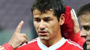 Benfiquista Mora destaca-se em jogo explosivo