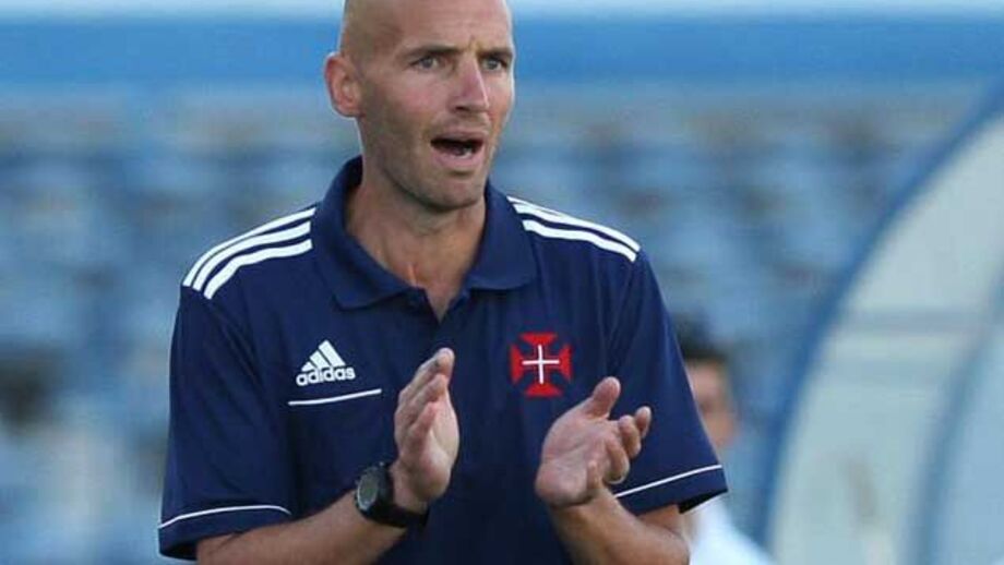 Belenenses-Naval, 1-0: João Meira vale triunfo