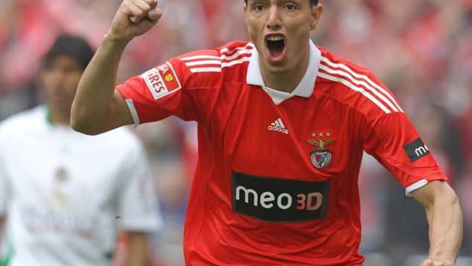 Cardozo é o goleador mais caro da Liga