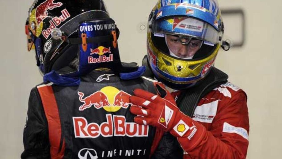 F1: Fernando Alonso lidera corrida pelo título