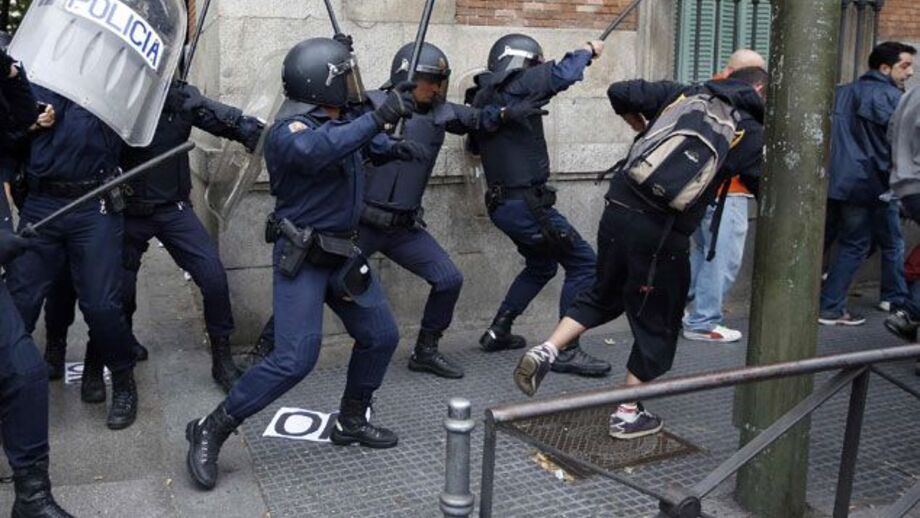 Espanha: 6 feridos nos confrontos entre manifestantes e polícia