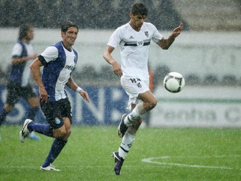 Bruno Alves e Tomané acertam renovação