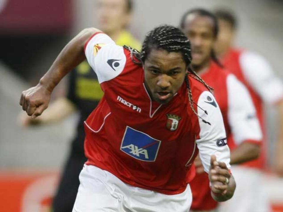 Alan de fora frente ao Olhanense
