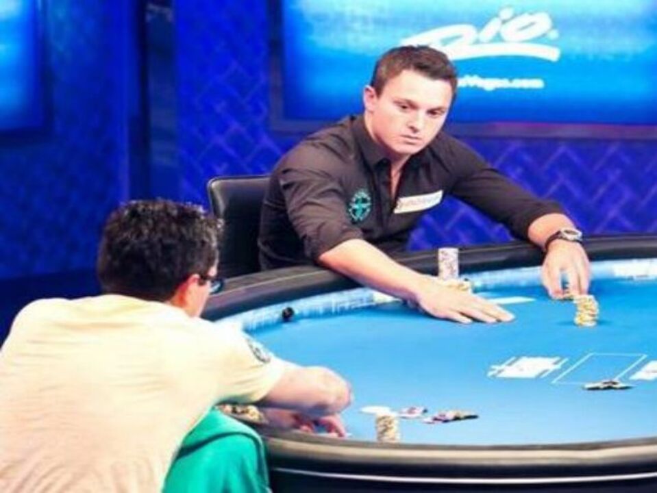 Sam Trickett domina San Remo