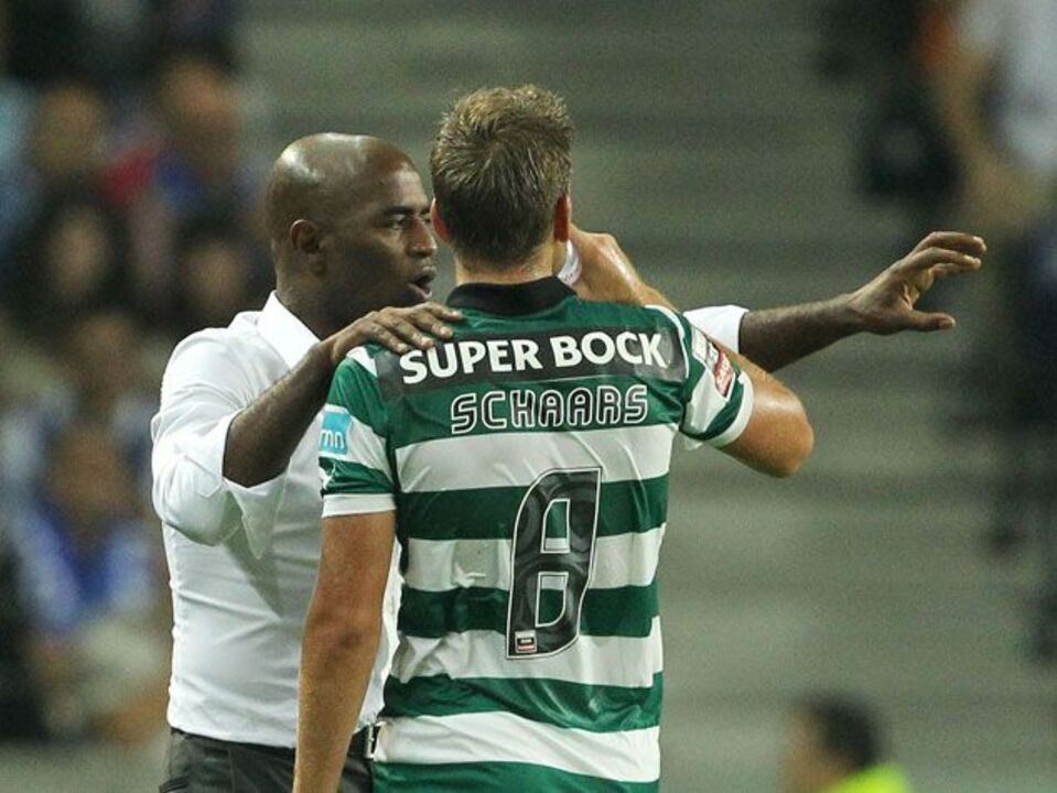 Mangas de camisa na revolta falhada