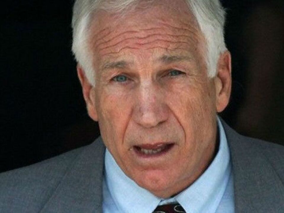 Futebol americano: Jerry Sandusky condenado