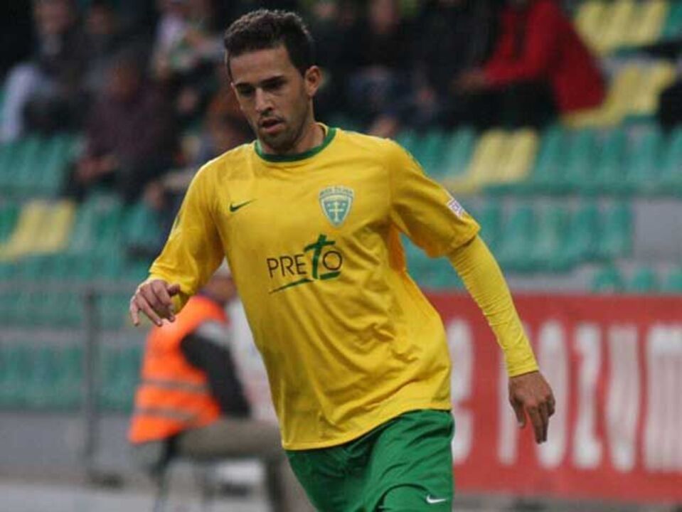 Antigo jogador do Benfica convocado para a África do Sul