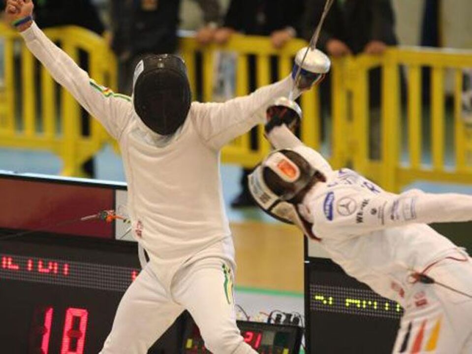 Esgrima: João Cordeiro de bronze em Copenhaga