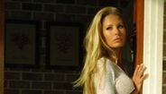 Jennifer Corliss: rainha do biquíni e da perfeição