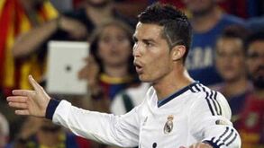 Corte de cabelo de Ronaldo representa a paz do guerreiro