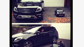 Sahin oferece carro em miniatura ao filho