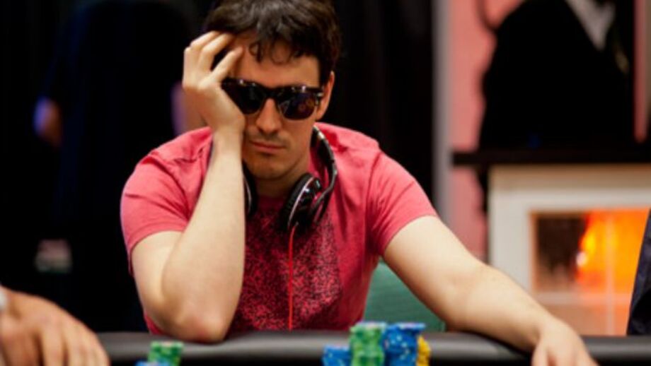 PokerStars apresenta Isaac Haxton