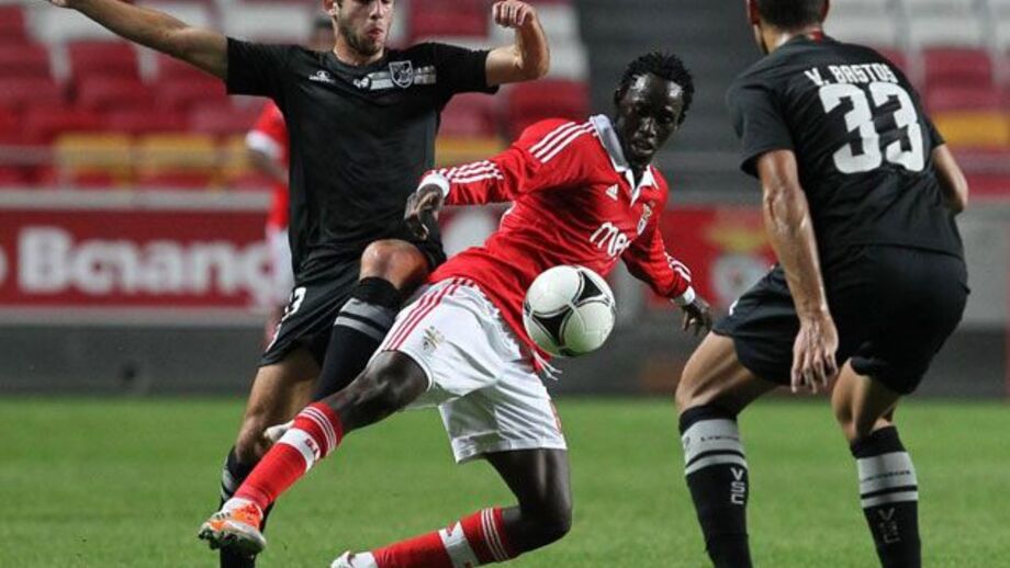Benfica B vence V. Guimarães B (2-1)