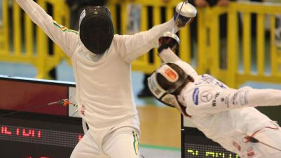 Esgrima: João Cordeiro de bronze em Copenhaga