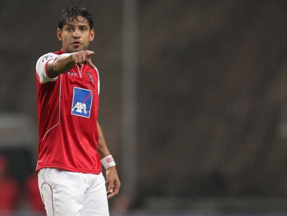 Moisés: «Aprendi a amar este grande clube»