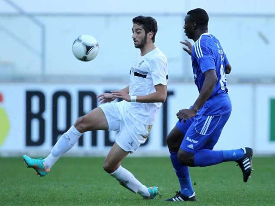 V. Guimarães B-Beleneses, 0-0: Azuis contiuam no 2.º lugar