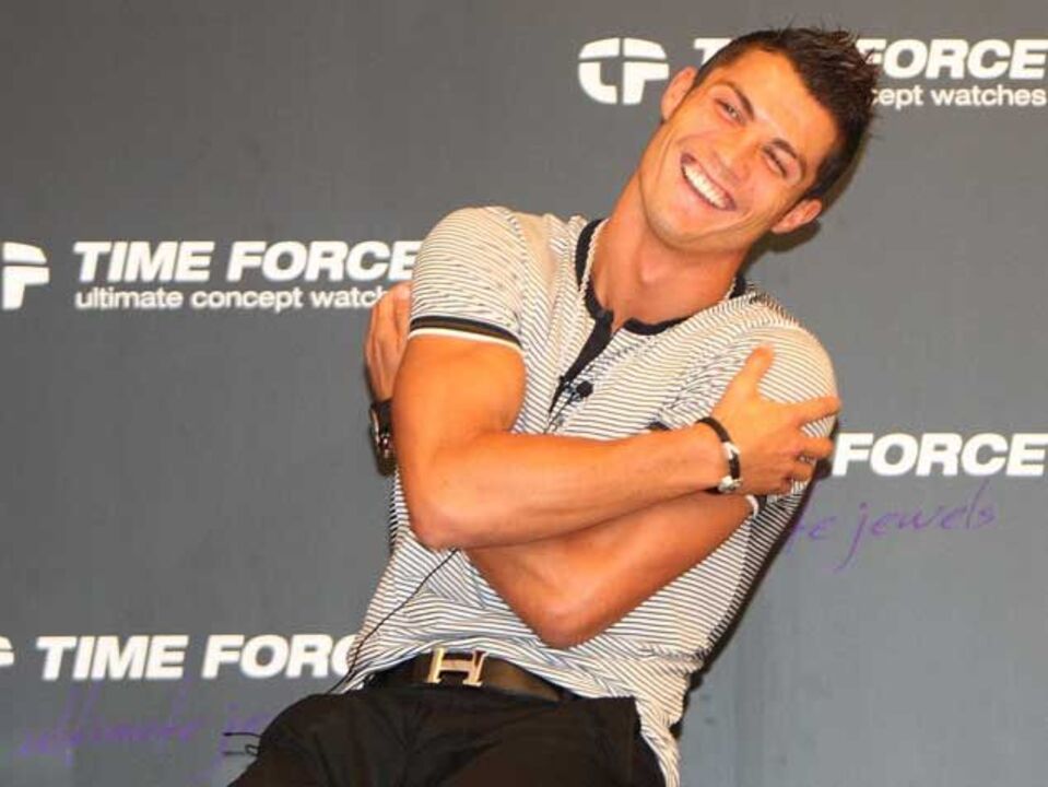 Cristiano Ronaldo compra apartamento no Brasil