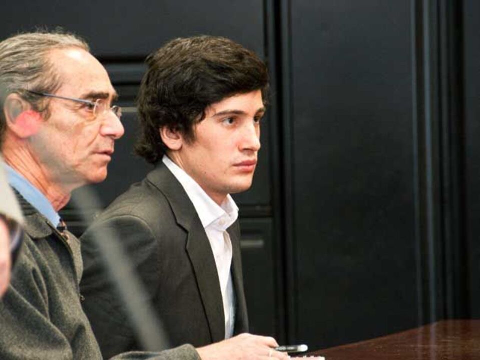 Renato Seabra abandona julgamento