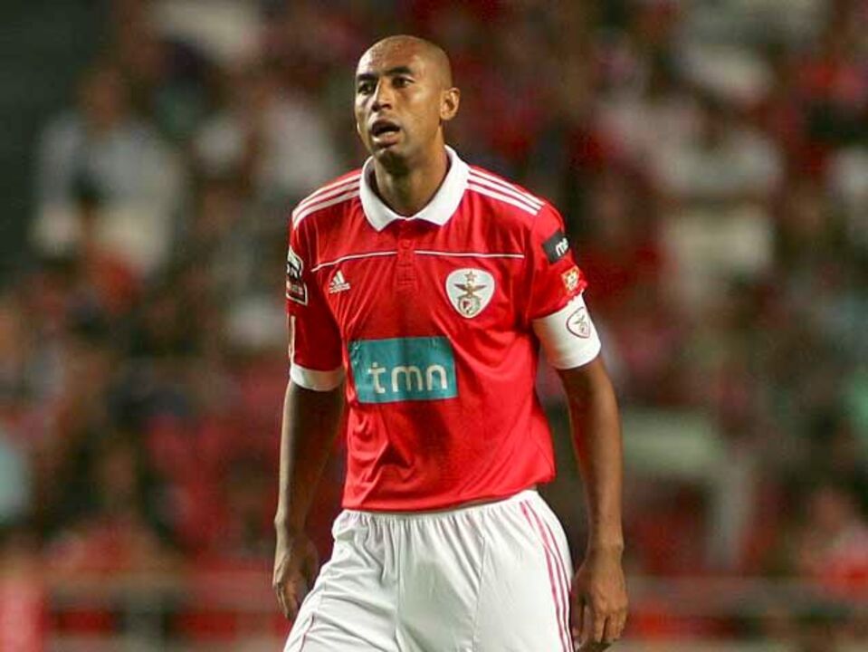 Benfiquista Luisão regressa à competição